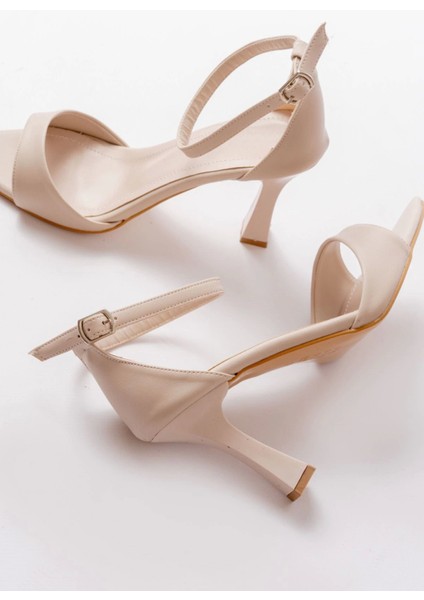 718 Bej Cilt Sivri Burunlu Topuklu Bilekten Bağlamalı Kadın Ayakkabı indirimleri