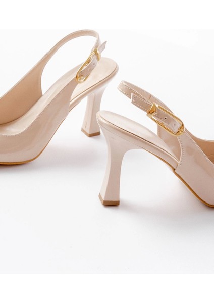 719 Bej Rugan Sivri Burunlu Toka Detaylı Topuklu Kadın Ayakkabı indirimleri