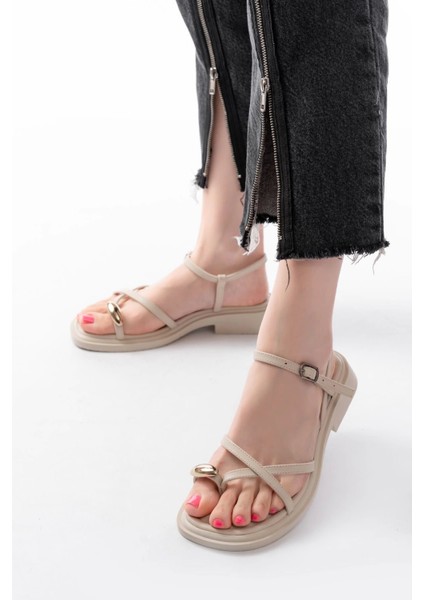 S-101 Bej Parmak Arası Taş Detaylı Günlük Kadın Sandalet modelleri