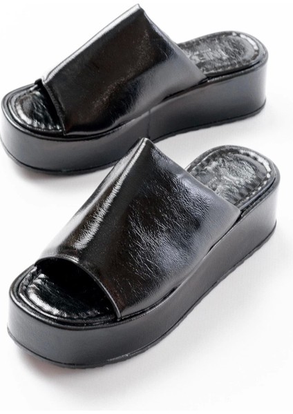 861-1011 Siyah Cam Kırığı Geniş Bantlı Dolgu Kadın Terlik modelleri