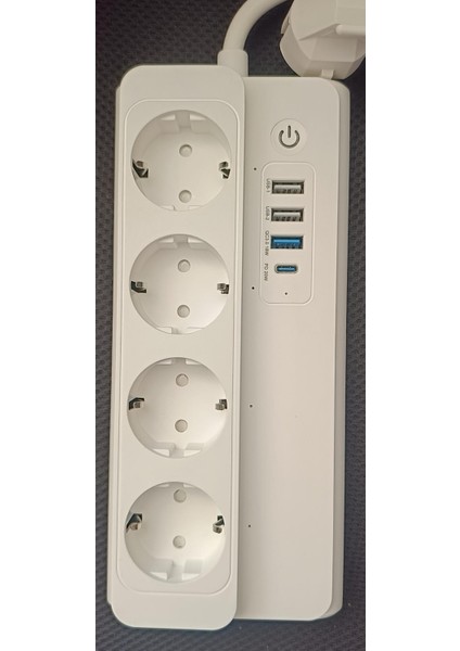 Alexa ve Google Asistan Ile Uyumlu Çoklu Priz, Wifi Bağlantılı Akıllı Priz. 4 Soket, 3 Usb, 1 Usb-C, Akıllı Priz