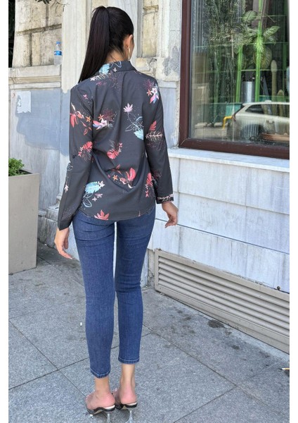 Kadın Siyah Desenli Klasik Yaka, Uzun Kol, Digital Baskılı Kumaş, Regular Kalıp/kesim, Gömlek fırsatları