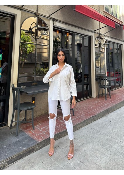 Beyaz Oversize Akrilik Pamuk Cepli Gömlek indirimleri