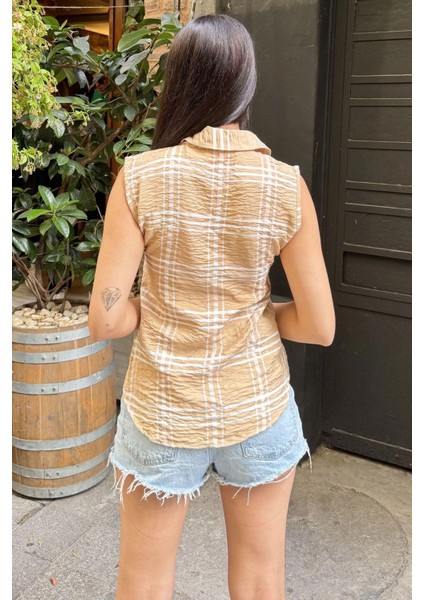Kadın Bej Ekose Desen, Dokulu Bodrum Kumaş, Kolsuz Rahat Gömlek fiyatları