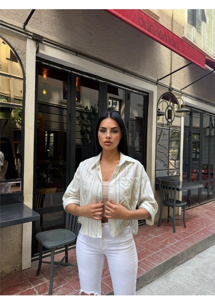 Mavi Çizgili Cepli Düğmeli Gömlek indirimleri