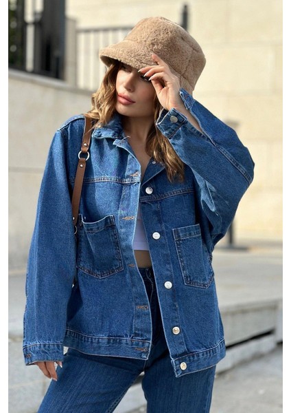 Kadın Mavi Geniş Cepli, Kaliteli Jeans Kumaş, Salaş Kot Ceket