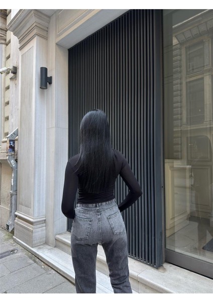 Kadın Ekru Kayık Yaka Kısa Kollu Viskon Badi Tişört