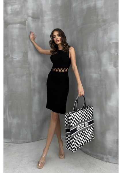 Kadın Siyah Dokuma Kolsuz Mini Elbise indirimleri