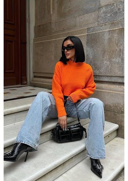 Kadın Turuncu Triko Uzun Kol Bisiklet Yaka Crop Kazak modelleri