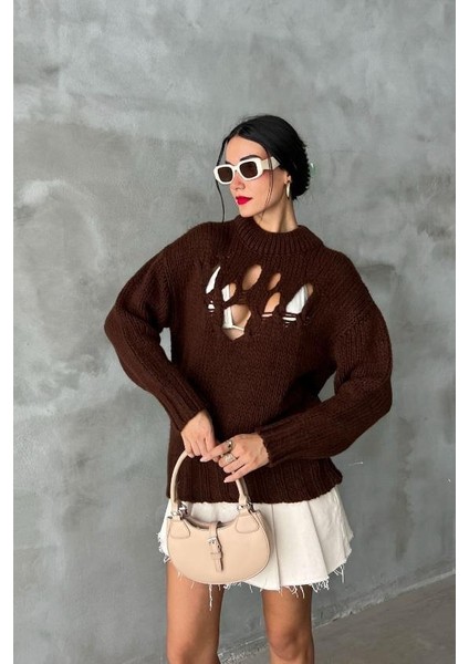 Kadın Kahverengi Oversize Triko Yarım Balıkçı Yaka Kazak