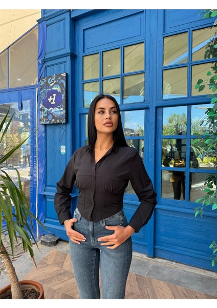 Siyah Desenli Polyester Parçalı Gömlek fırsatları