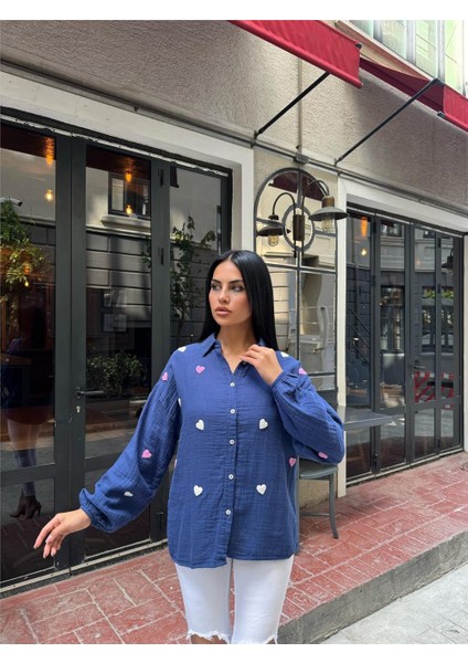 Laci Viskon Kalp Nakışlı Esnek Gömlek indirimleri