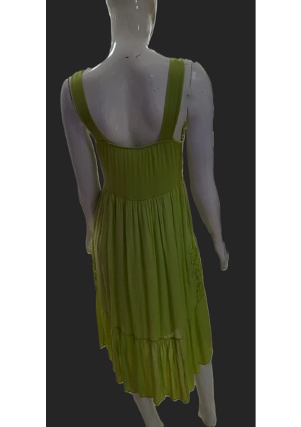 Italyan Yeşil Dantel Detaylı Askılı Kısa Elbise fırsatları