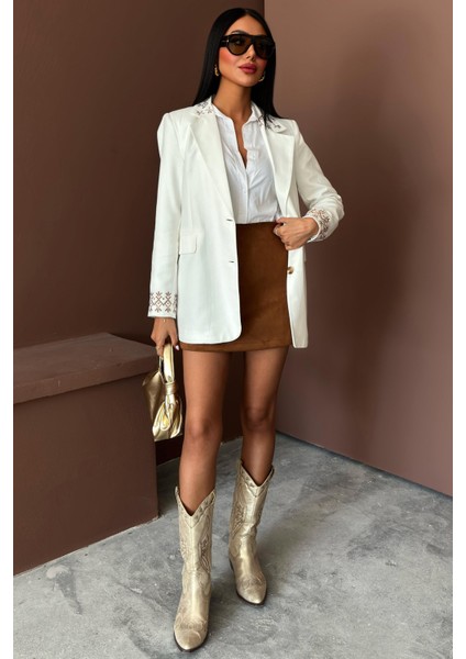 Kadın Beyaz Kruvaze Nakışlı Dokuma Blazer Ceket indirimleri