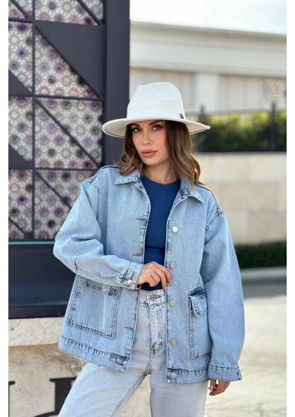 Kadın Buz Mavi Geniş Cepli, Kaliteli Jeans Kumaş, Salaş Kot Ceket fırsatları