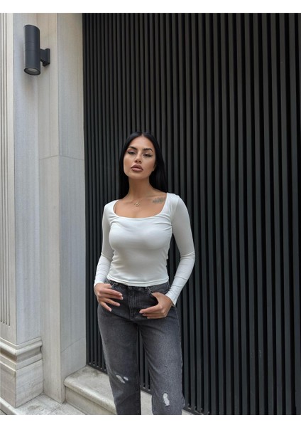 Kadın Ekru Bisiklet Yaka Kısa Kollu Viskon Badi Tişört indirimleri