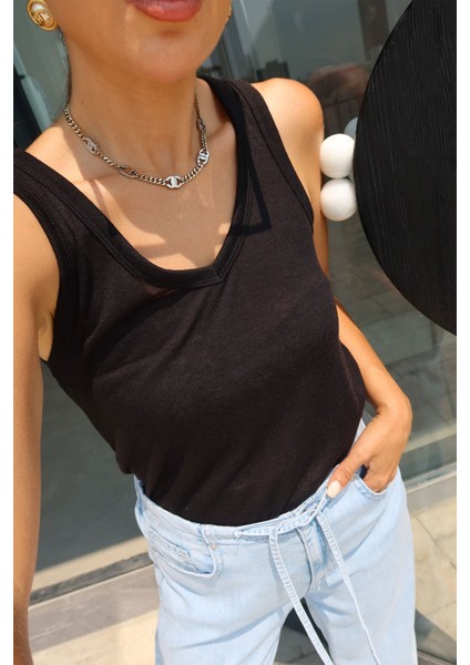 V Yaka Basic Atlet modelleri