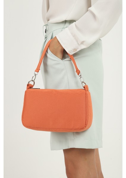 Turuncu U16 Baget El ve Omuz Çantası U:23 cm E:15 cm G:7cm