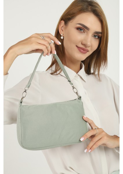 Yeşil U16 Baget El ve Omuz Çantası U:23 cm E:15 cm G:7cm