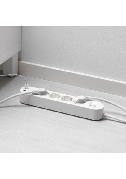 Koppla 4'lü Priz 3 M Beyaz 2 USB Girişli Enerji Tasarruflu fiyatları