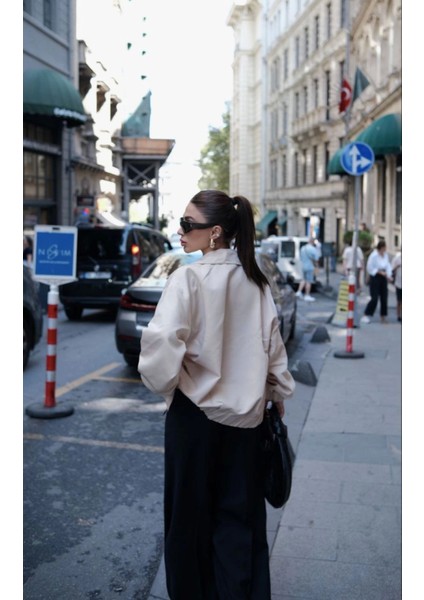 Fermuarlı Gömlek Yaka Bomber Ceket - Beyaz modelleri