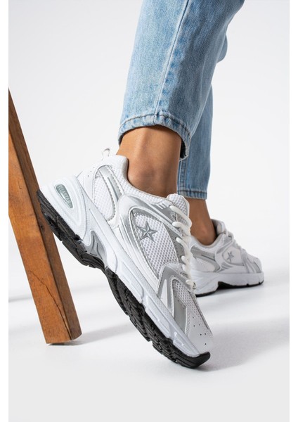 570 New Kadin Sneakers Spor Ayakkabı fiyatları