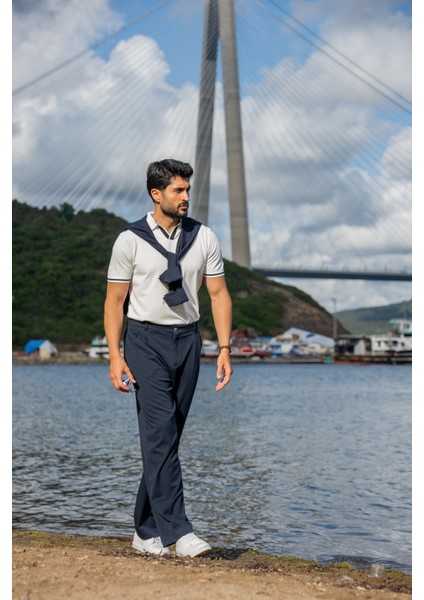 Bisiklet Yaka Kendinden Desenli Triko Tshırt fırsatları