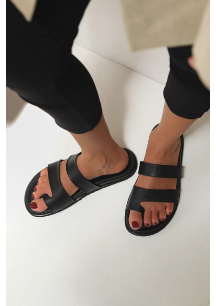 Sandalet 2509 - Çift Bantlı Parmak Arası Siyah Kadın Terlik