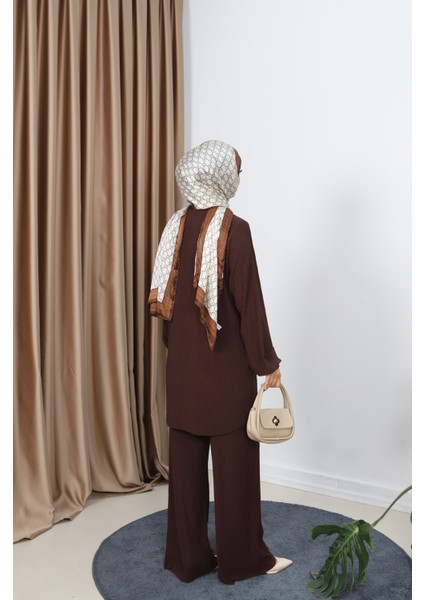 Kıraşlı Pantolonlu Ikili Takım indirimleri