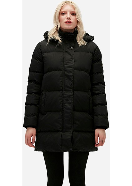 Nikita Puffer Siyah Kapüşonlu Kadın Mont
