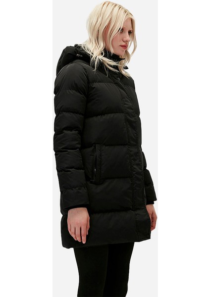 Nikita Puffer Siyah Kapüşonlu Kadın Mont fırsatları