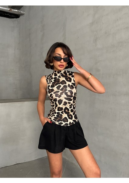 Kadın Desenli Dikyaka Kolsuz Bluz 3 Lü Paket fiyatları