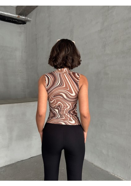 Kadın Desenli Dikyaka Kolsuz Bluz 3 Lü Paket fırsatları