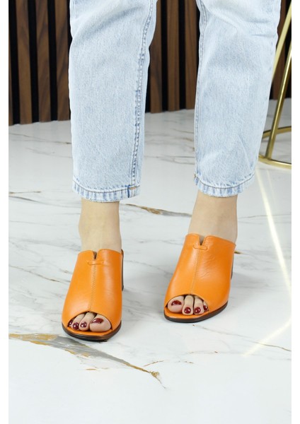 Valery Turuncu Hakiki Dana Derisi Önü Açık Kalın Topuklu Terlik modelleri