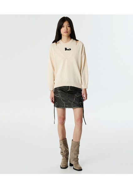 Çift Parça Görünümlü Nakışlı Triko TW6250050200030 fırsatları