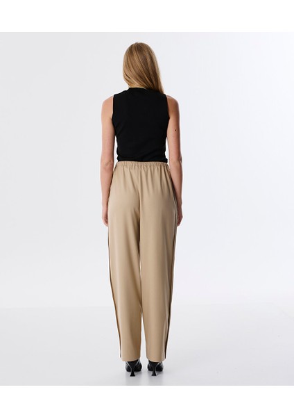 Ters Dikiş Detaylı Pantolon TW6250003128003 modelleri