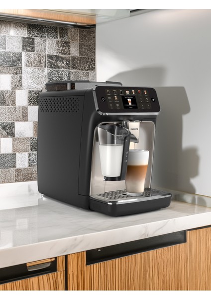 Lattego Seri Tam Otomatik Kahve ve Espresso Makinesi, Renkli Dokunmatik Ekran, Aquaclean Filtre, Şık Tasarım | Onerous Lambader