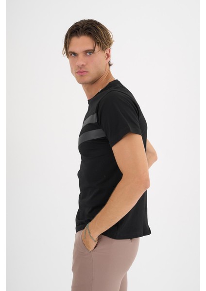 Erkek Siyah Baskılı %100 Pamuklu Standart Kalıp T-Shirt fırsatları