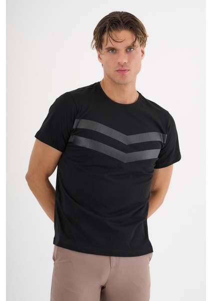 Erkek Siyah Baskılı %100 Pamuklu Standart Kalıp T-Shirt indirimleri