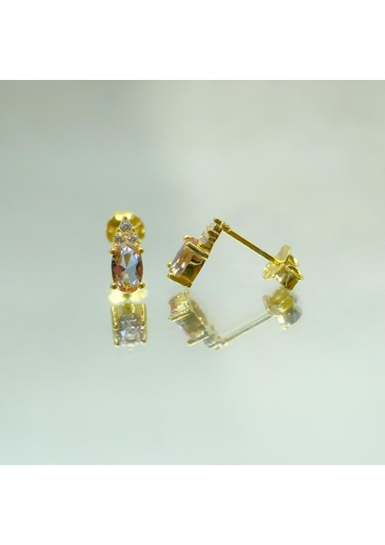 Gümüş Küpe - 925 Ayar 1.10 Karat Zultanit (Renk Değiştiren) Taşlı Oval Model Gümüş Küpe