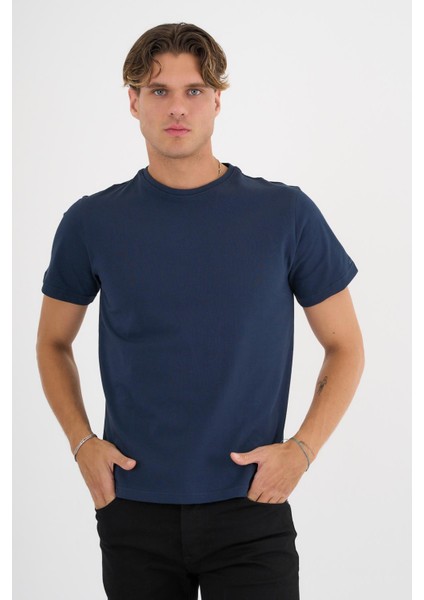 Erkek Lacivert %100 Pamuklu Standart Kalıp T-Shirt