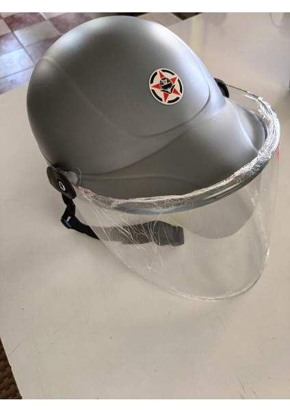 Motosilet Jokey Kaskı Camlı Gri fırsatları