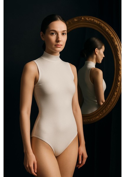 Kadın Pamuklu Yarım Balıkçı Yaka Sıfır Kol Çıtçıtlı Body - Günlük & Şık Stil (Alt Çıtçıtlı)