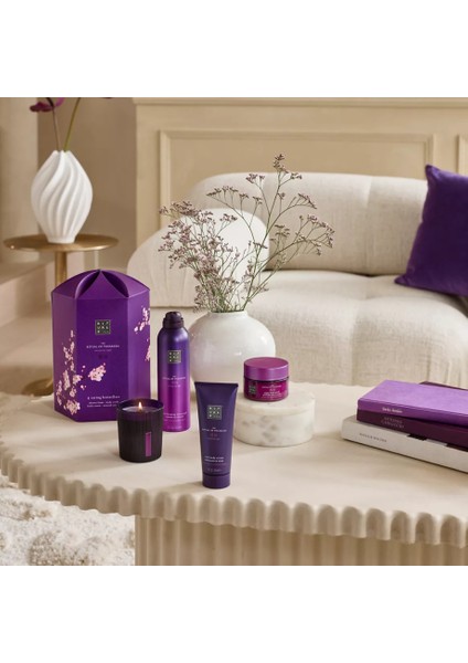 Rıtuals The Ritual Of Yozakura Gift Set M, Köpüren Duş Jeli, Vücut Kremi, Şeker Peelingi ve Kokulu Mum modelleri