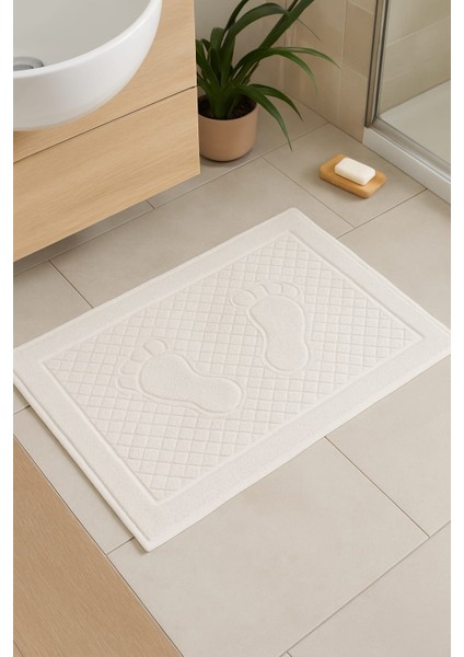 %100 Pamuk Beyaz Ayak Havlusu – 50X70 cm | Şık ve Süper Emici Doku