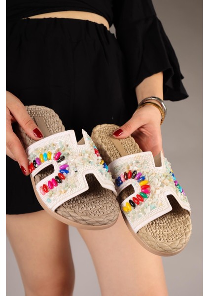 Isabella Boncuk ve Taş Aksesuarlı Terlik Beyaz