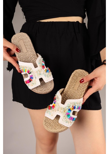 Isabella Boncuk ve Taş Aksesuarlı Terlik Beyaz fiyatları