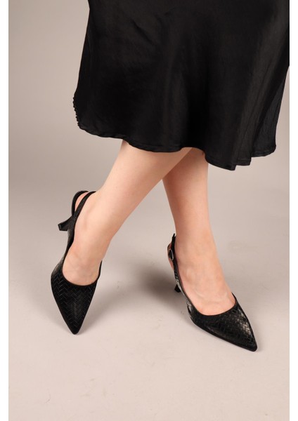 Ferunya Dokulu Arkası Açık Stiletto Siyah fırsatları