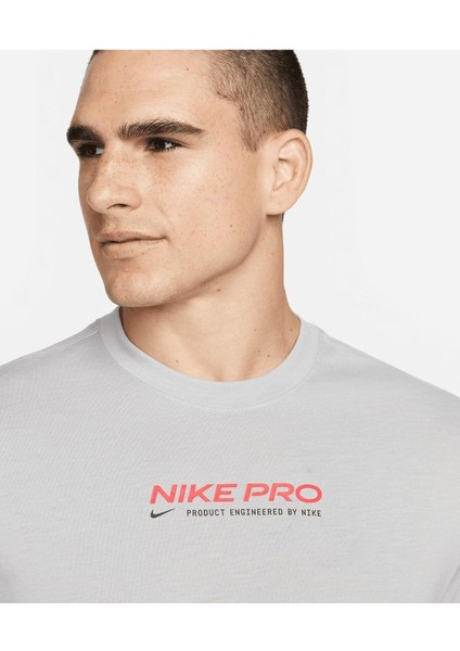 Pro Dri-Fit Training Erkek Gri T-Shirt DM5677-077 fırsatları