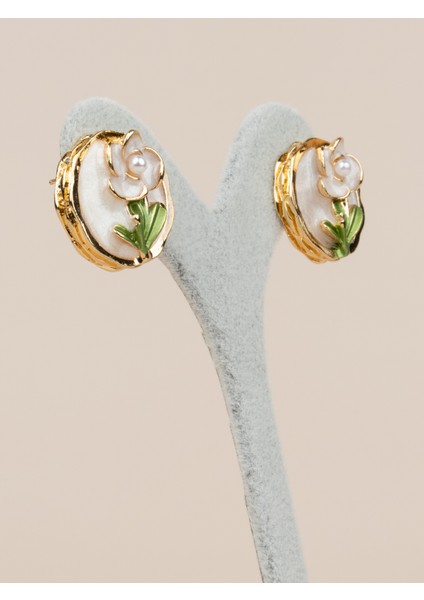 Oréllia Beyaz Çiçek Motifli Mineli Incili Vintage Sanat Küpe fırsatları